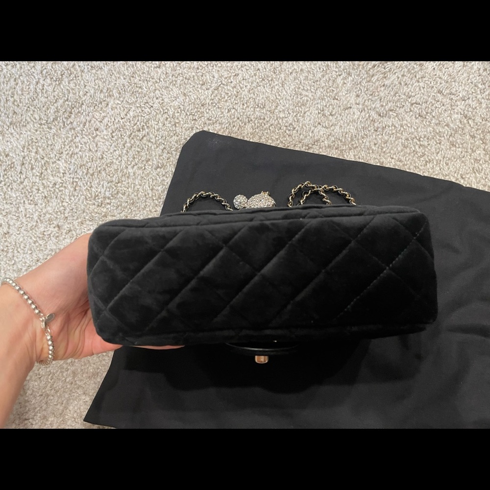 Chanel Pearl Crush Mini Rectangular Bag - Picture 5 of 15
